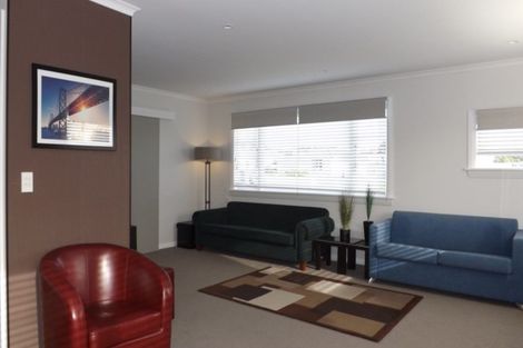 Photo of property in 44 Mako Mako Road, Levin, 5510