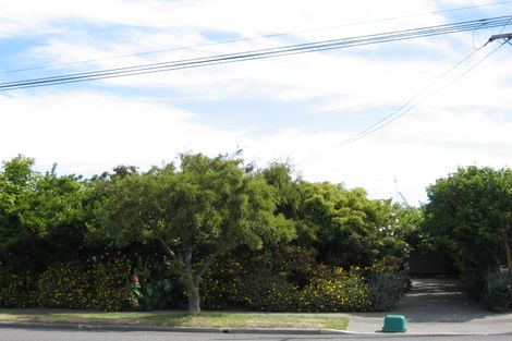 Photo of property in 416 Mairehau Road, Parklands, Christchurch, 8083