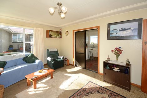 Photo of property in 16 Stephen Street, Halfway Bush, Dunedin, 9010