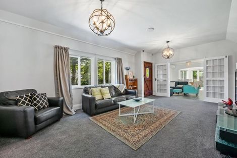 Photo of property in 19 Barton Road, Heretaunga, Upper Hutt, 5018