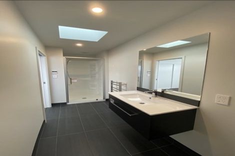 Photo of property in 162a Navigation Drive, Whitby, Porirua, 5024