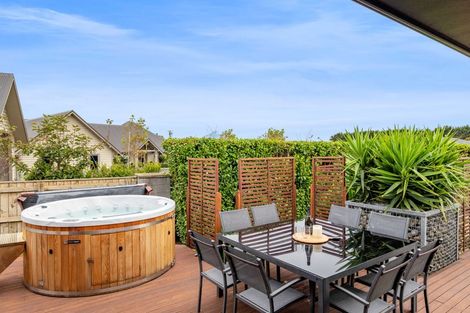 Photo of property in 4 Larlin Drive, Hawera, 4675