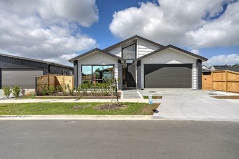Photo of property in 26 Babina Avenue, Kumeu, 0810