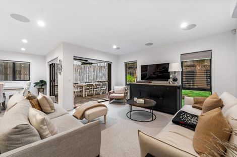 Photo of property in 30 Accolage Boulevard, Kumeu, 0810