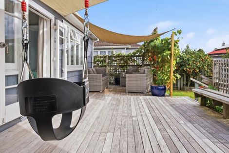 Photo of property in 5 Anzac Road, Gate Pa, Tauranga, 3112