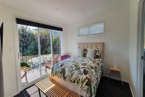 Photo of property in 33 Golf Vue Place, Castlecliff, Whanganui, 4501