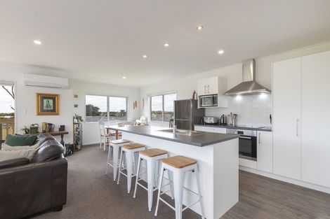 Photo of property in 34a Weka Street, Mangawhai, 0505