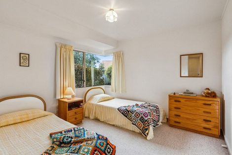 Photo of property in 6 Glen Loch Place, Paraparaumu, 5032