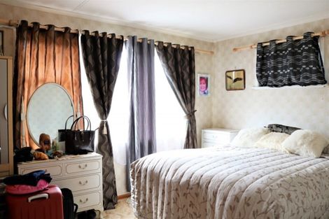 Photo of property in 9 Collingwood Street, Levin, 5510