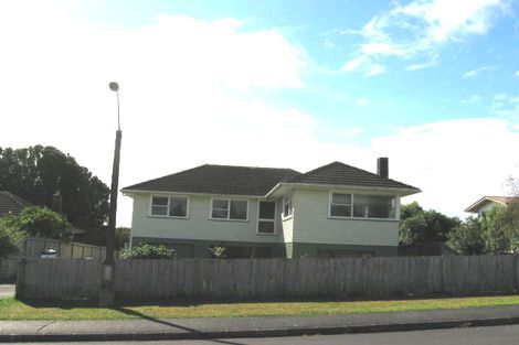 Photo of property in 34 Kaikoura Street, Henderson, Auckland, 0612