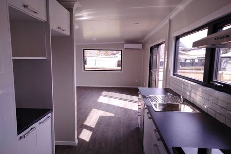 Photo of property in 15 Kenilworth Street, Addington, Christchurch, 8024