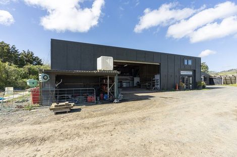 Photo of property in 35 Pataua Road South, Parua Bay, Onerahi, 0192