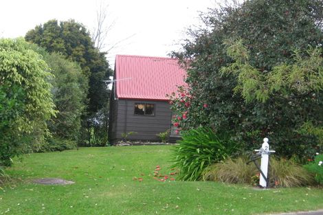 Photo of property in 2 Grierson Close, Hahei, Whitianga, 3591