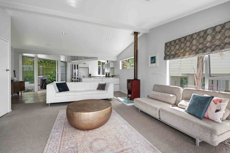 Photo of property in 71 Mckenzie Avenue, Arkles Bay, Whangaparaoa, 0932