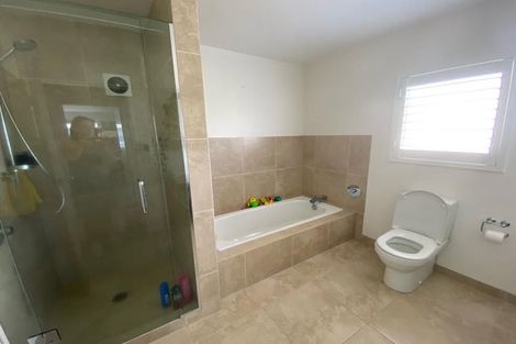 Photo of property in 140a Oceanview Road, Mount Maunganui, 3116