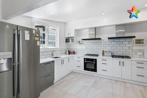 Photo of property in 10 Elizabeth Street, Petone, Lower Hutt, 5012