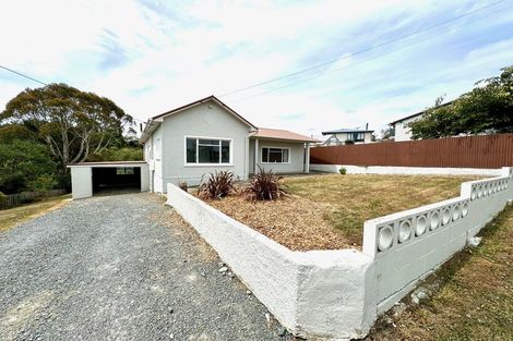 Photo of property in 4 Stevenson Street, Balclutha, 9230