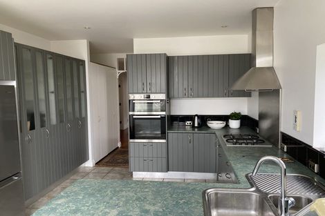 Photo of property in 1 Para Street, Miramar, Wellington, 6022