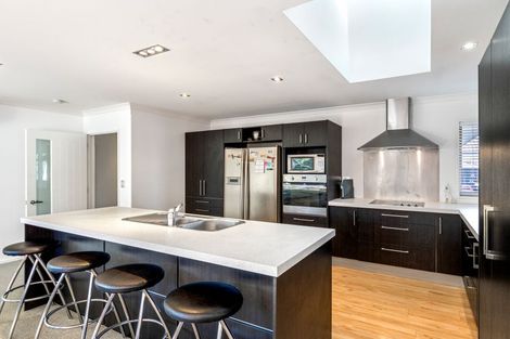 Photo of property in 12 Hawthorn Mews, Rangiora, 7400