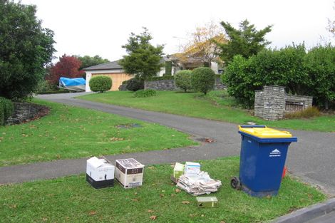 Photo of property in 10 Oakford Park Crescent, Greenhithe, Auckland, 0632