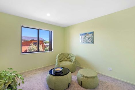 Photo of property in 11 Paradise Way, Amberley, 7410