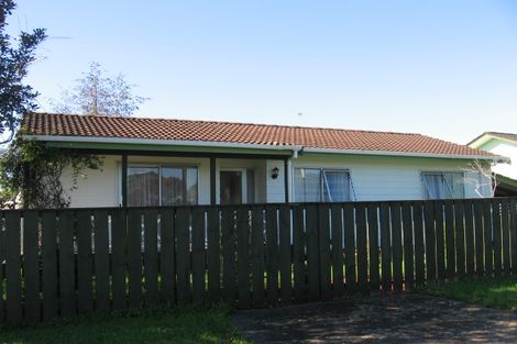 Photo of property in 1/2 Glynnbrooke Street, Te Atatu South, Auckland, 0610