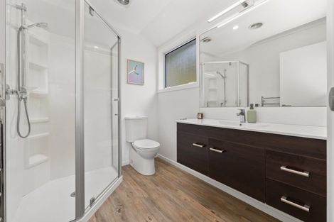 Photo of property in 35 Banks Boulevard, Whitby, Porirua, 5024