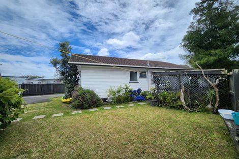 Photo of property in 60 Burundi Avenue, Clendon Park, Auckland, 2103