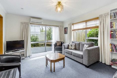 Photo of property in 84 Bay View Road, South Dunedin, Dunedin, 9012