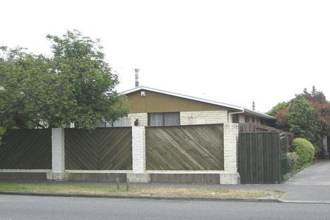 Photo of property in 1/112 Queenspark Drive, Parklands, Christchurch, 8083