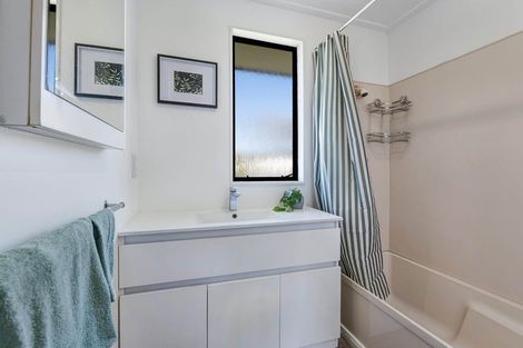 Photo of property in 11 Brampton Road, Snells Beach, 0920