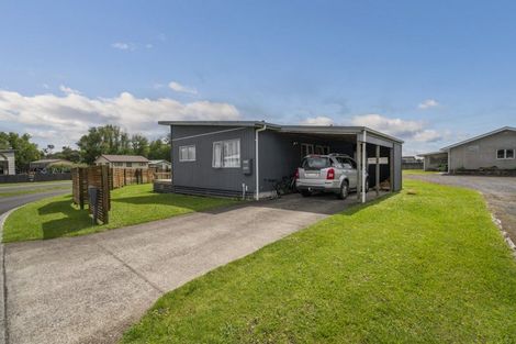 Photo of property in 32 Carina Way, Whitianga, 3510