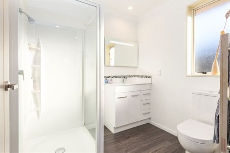 Photo of property in 2/14 Bentley Street, Russley, Christchurch, 8042