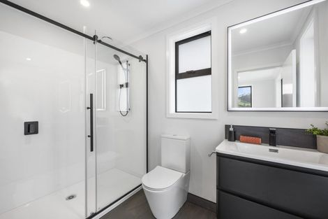 Photo of property in 92 Great South Road, Pokeno, 2402