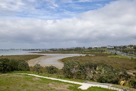 Photo of property in Amaia, 507/48 Esmonde Road, Takapuna, Auckland, 0622