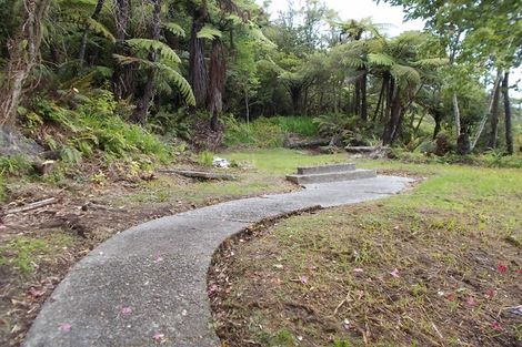 Photo of property in 6 Freyberg Terrace, Greymouth, 7805