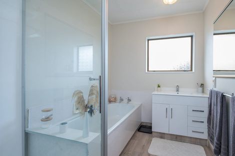 Photo of property in 2/240 Songer Street, Stoke, Nelson, 7011