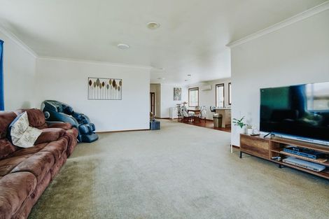 Photo of property in 18 Johnson Street, Milton, 9220