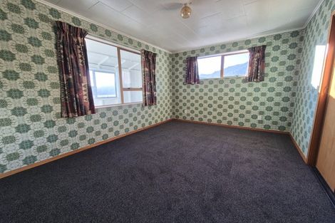 Photo of property in 21b Devon Street, Picton, 7220