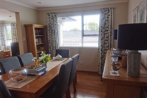 Photo of property in 36 Sequoia Place, Sunnynook, Auckland, 0620