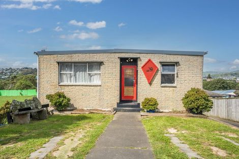 Photo of property in 8 Tuki Street, Titahi Bay, Porirua, 5022