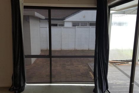 Photo of property in 26 Butley Drive, Farm Cove, Auckland, 2012