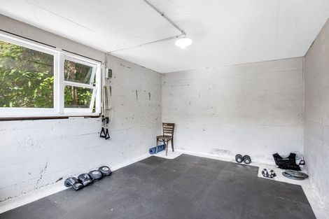 Photo of property in 63 Airlie Road, Plimmerton, Porirua, 5026