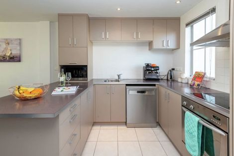 Photo of property in 6/1 Opito Way, East Tamaki, Auckland, 2013