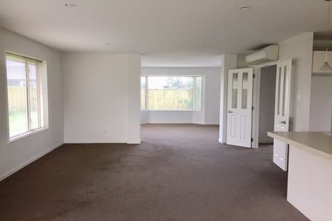 Photo of property in 11 Kingsbridge Drive, Burwood, Christchurch, 8083