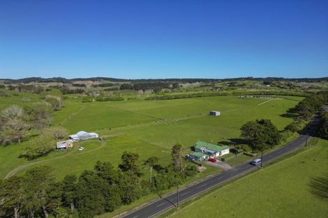 Photo of property in 219 Forestry Road, Waitoki, Kaukapakapa, 0871