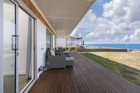 Photo of property in 1880 East Coast Road, Whakatiwai, Pokeno, 2473