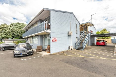 Photo of property in 1 Hurworth Place, College Estate, Whanganui, 4500