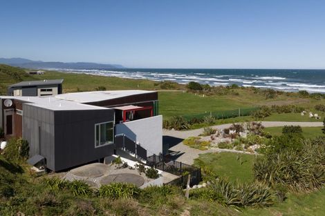 Photo of property in 3/189 Okari Road, Cape Foulwind, Westport, 7892