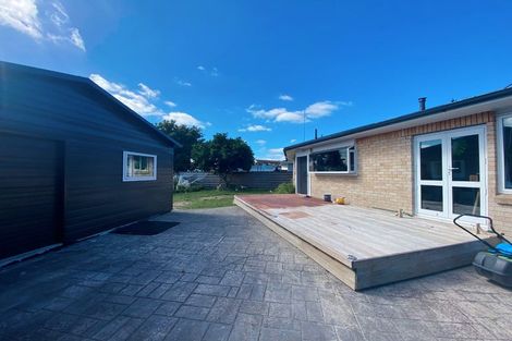 Photo of property in 12 Paulette Place, Queenwood, Hamilton, 3210